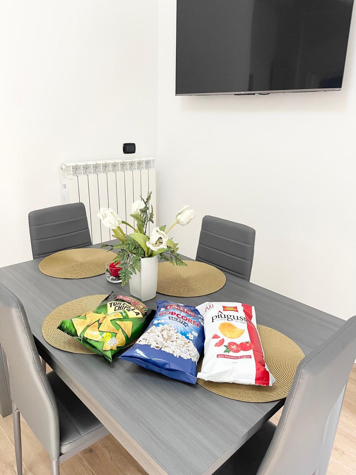 Ampio Bilocale Zona Navigli Apartment มิลาน ภายนอก รูปภาพ
