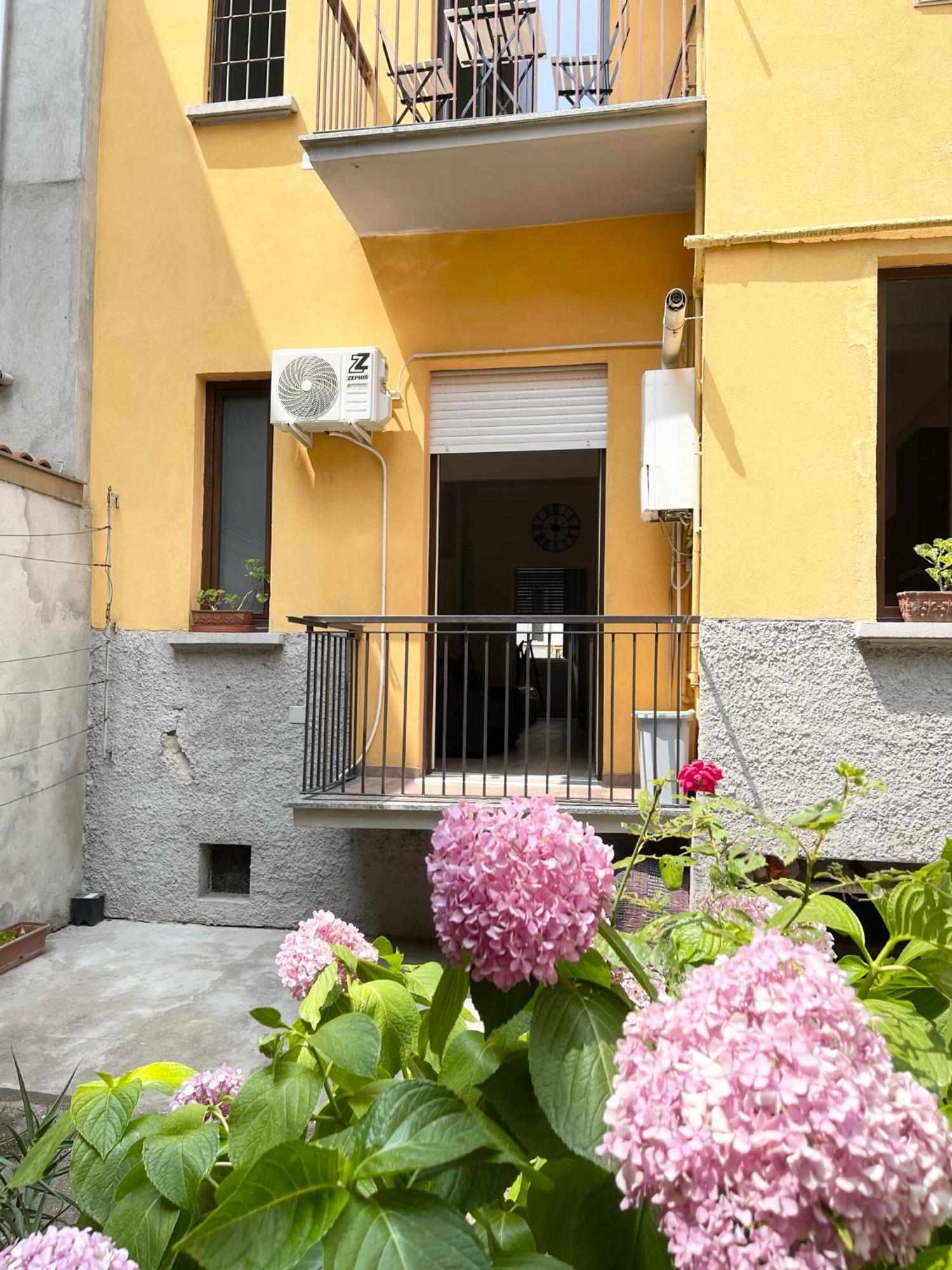Ampio Bilocale Zona Navigli Apartment มิลาน ภายนอก รูปภาพ
