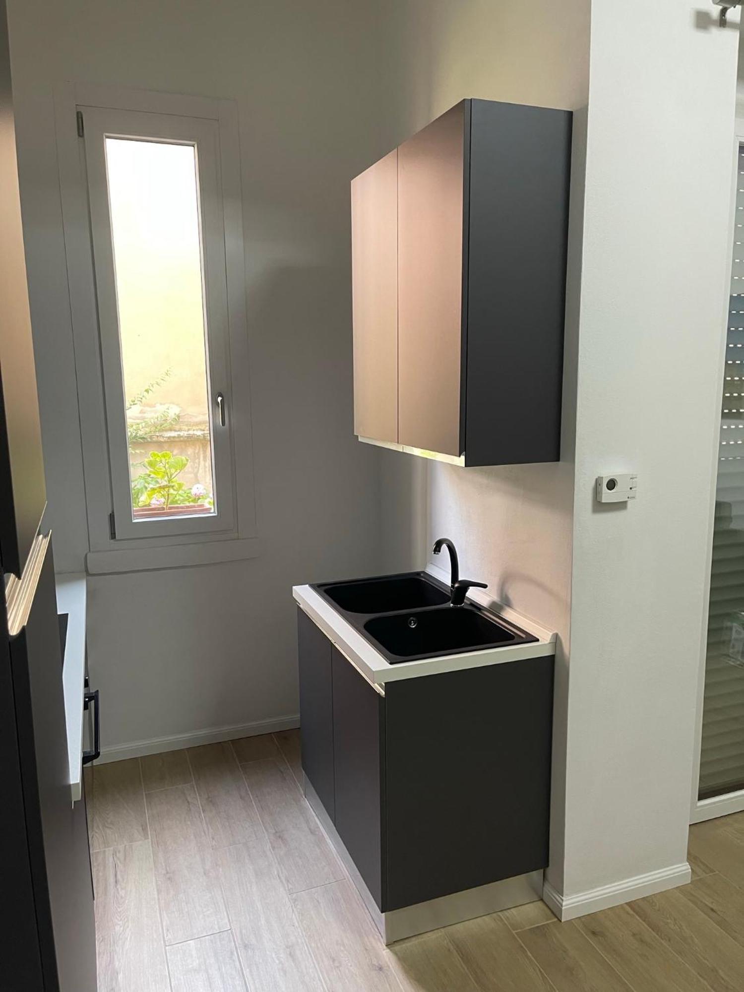 Ampio Bilocale Zona Navigli Apartment มิลาน ภายนอก รูปภาพ